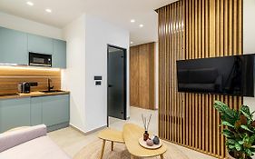 Clic - Comfort Luxury In City Of Ioannina